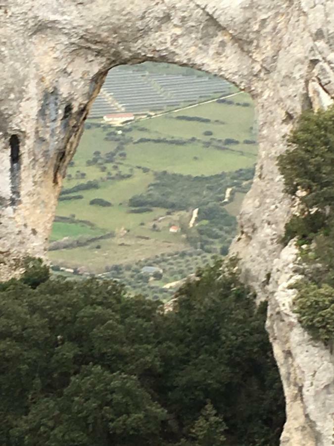 Sa Domu e Muru Galtellì Exterior foto
